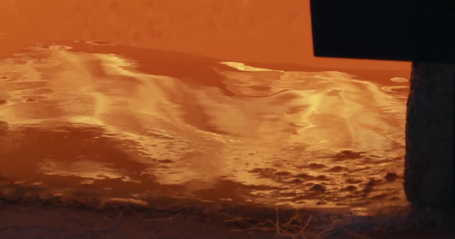 Manufacturing machine emitting a large amount of fire