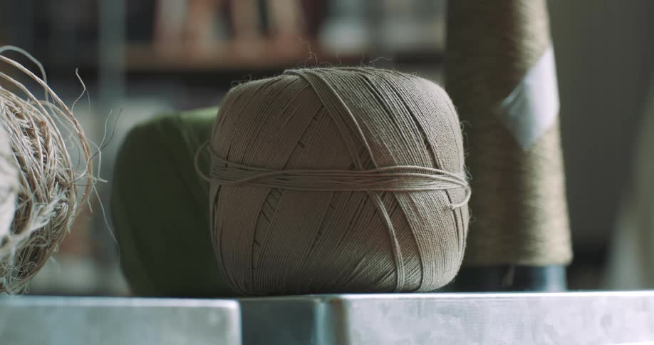 Thread is covering the counter