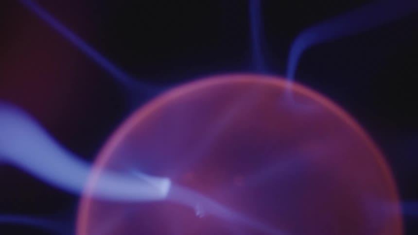 Power hold with lightning and purple lights