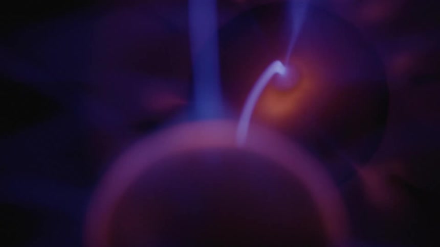 An atom with several electrical bonds moving