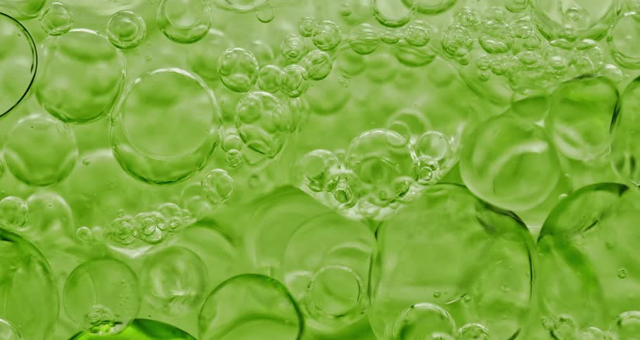 Dense bubbles in microscopic green liquid in motion