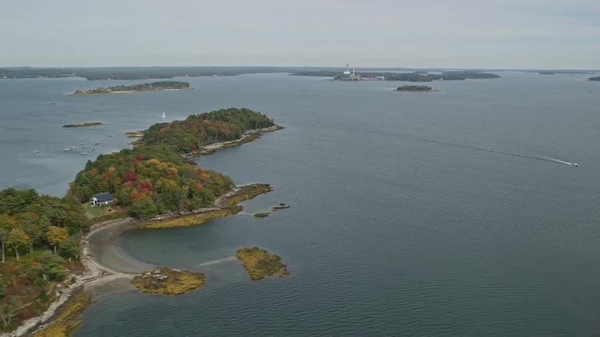 Aerial panorama of a peninsula during the day