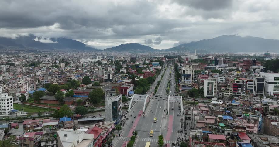 Aerial view of a freeway in the city at daytme