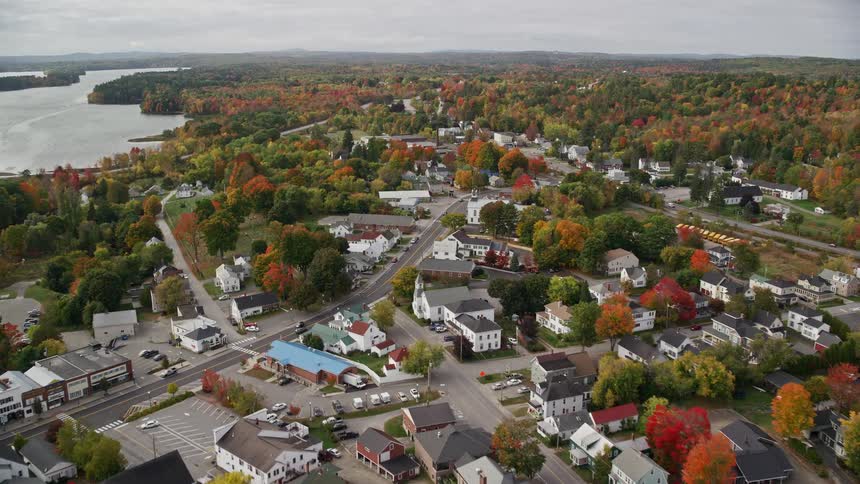 The town is surrounded by trees