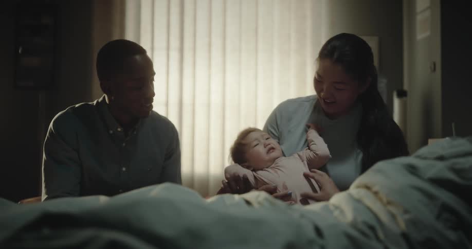 A patient has visitors in the hospital