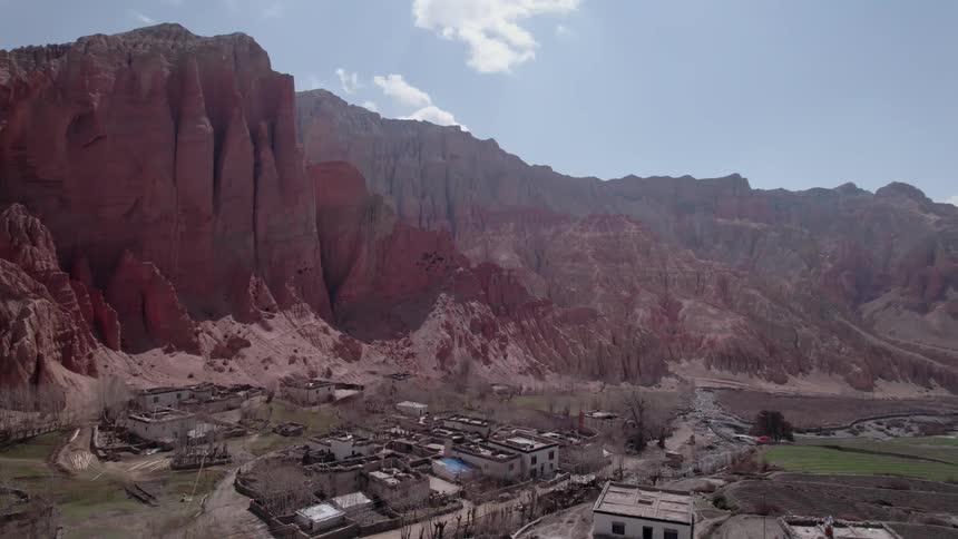A town surrounded by mountain in the canyon