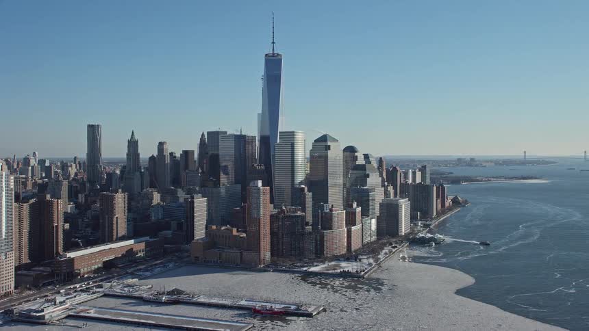 One world trade center in manhattan on a sunny day