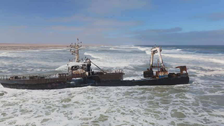Ship abandoned in the middle of the sea