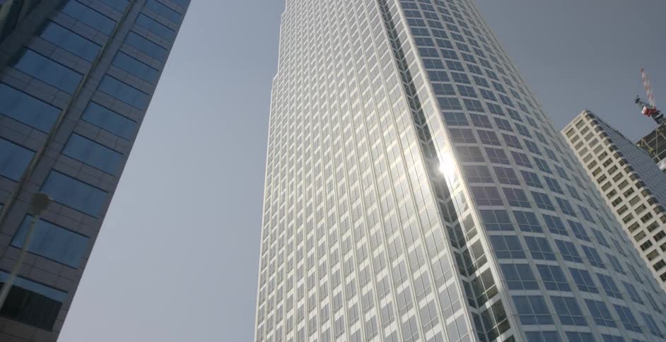 Tall buildings have reflective windows