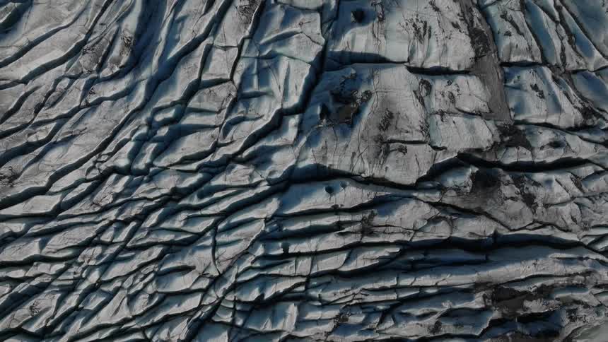 Cracked and dry soil
