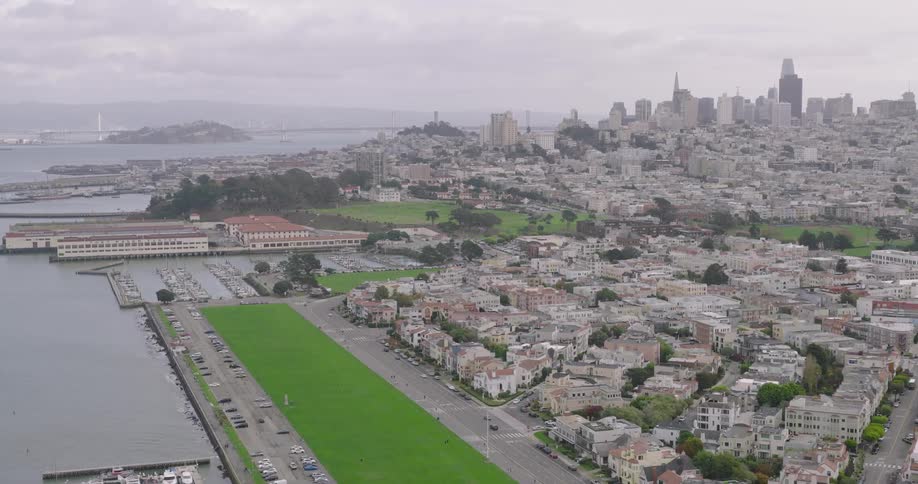 Skyline of a coastal city during a cloudy day