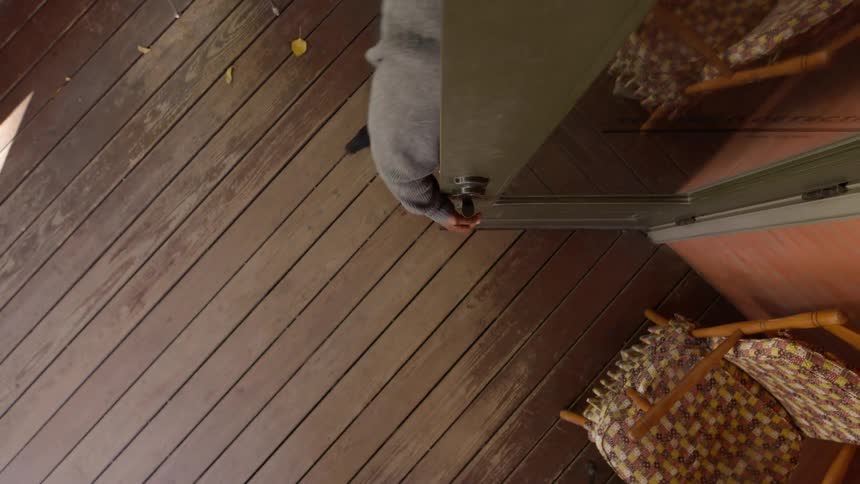 Customer opens a door to enter a shop