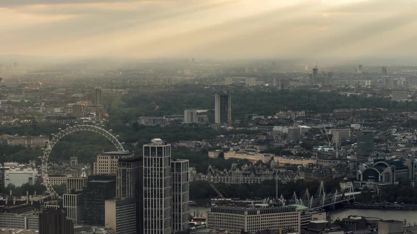 Time lapse of sunlight rays moving over london