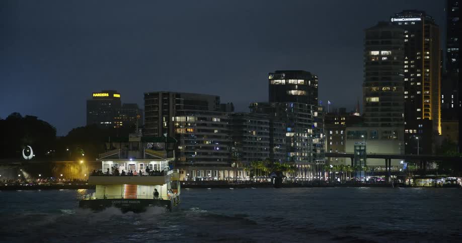 A ferryboat pulling into the city port