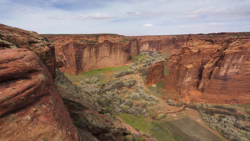There are several cliffs in the canyon