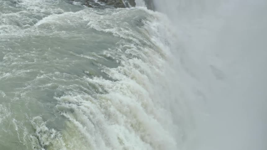 Freefall waterfall in slow motion