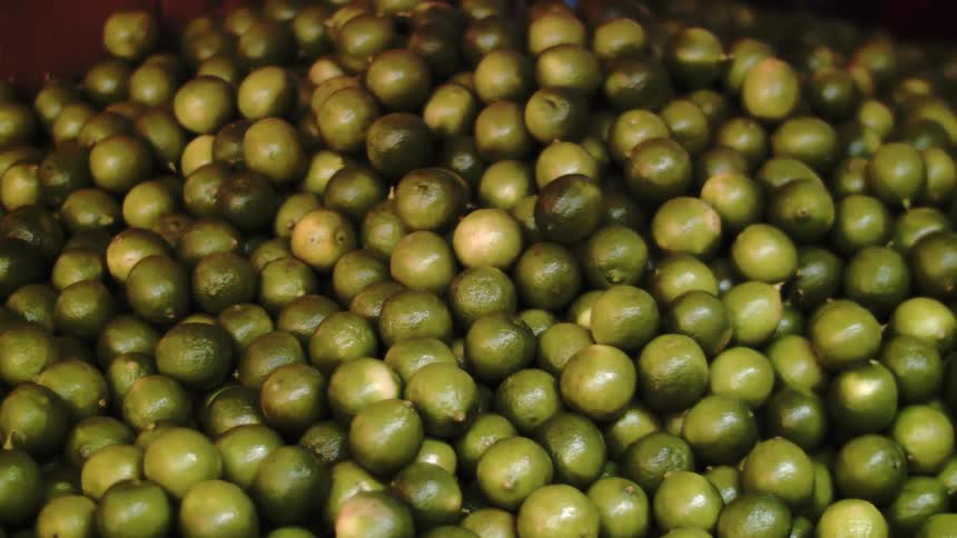 A pile of limes