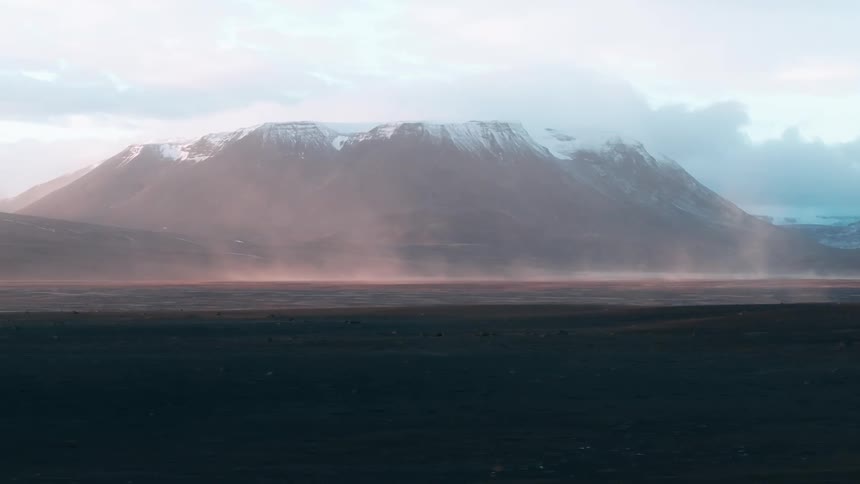 A sandstorm is on the way