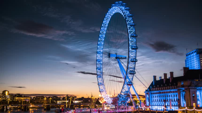 Time lapse of the london eye overnight