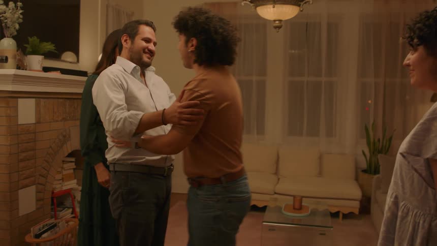 Parents meet their son's girlfriend
