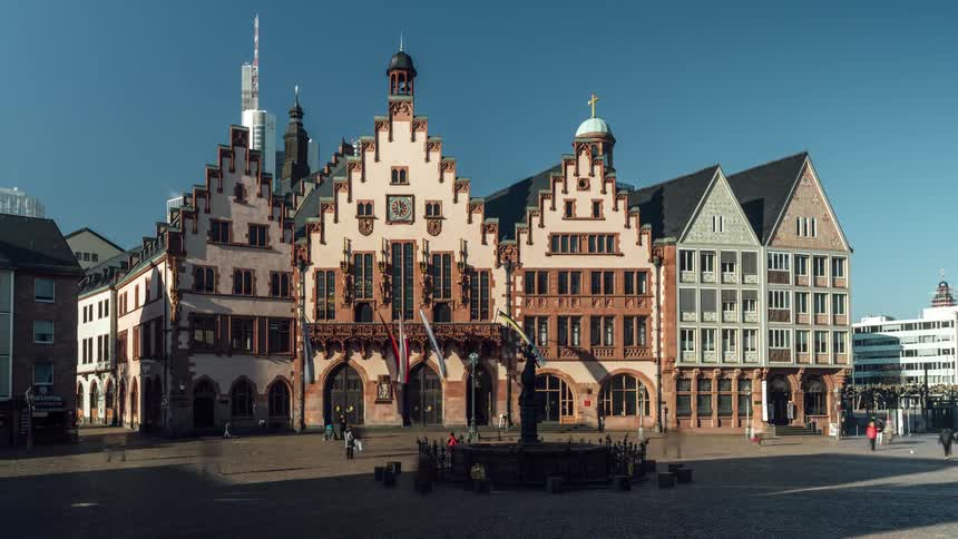 Rmerberg town square with historical architecture in frankfurt