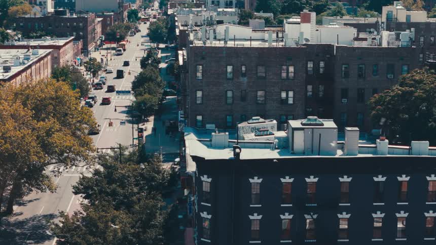 Panorama of an urban city with vehicle traffic and urban and commercial buildings