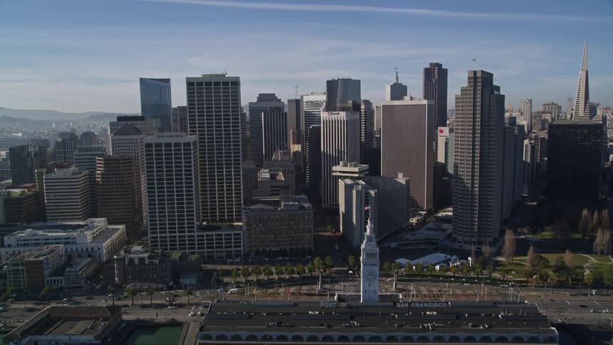 A large city sits on a coastal area