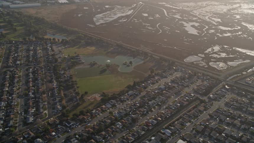 A light fog is over the suburbs