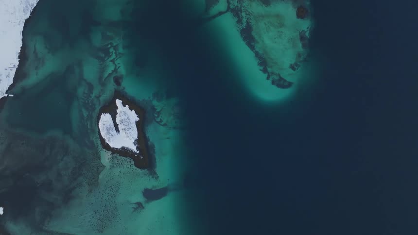 Oceans and reefs around islands