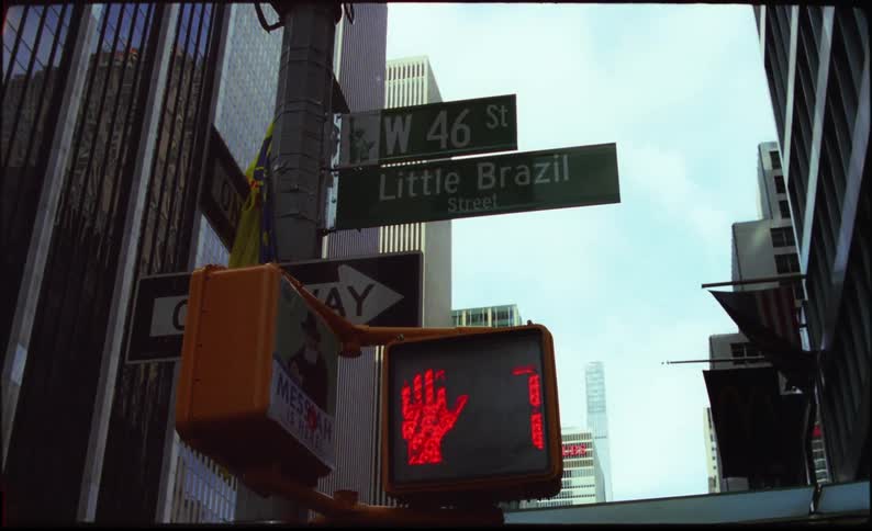Traffic light on a street in new york city