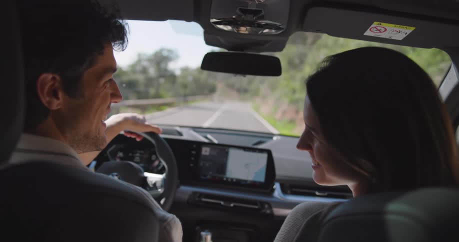 People talk in the car while driving