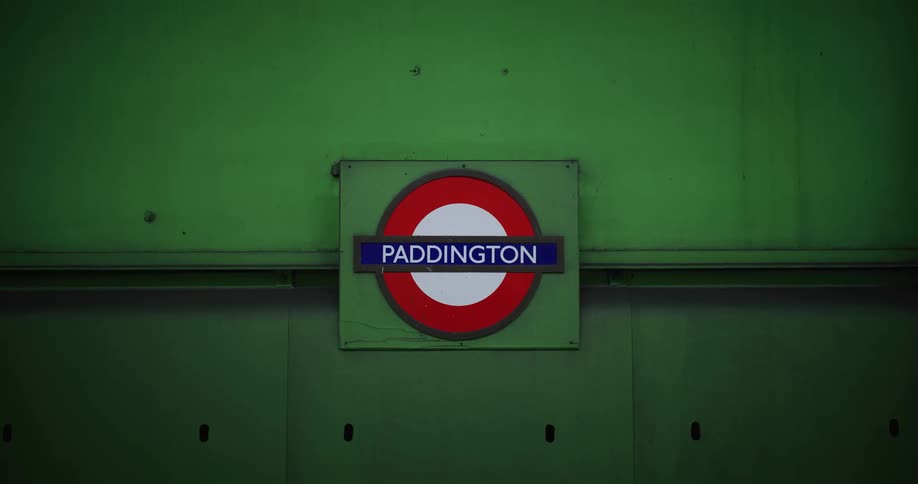 A paddington logo on a metal