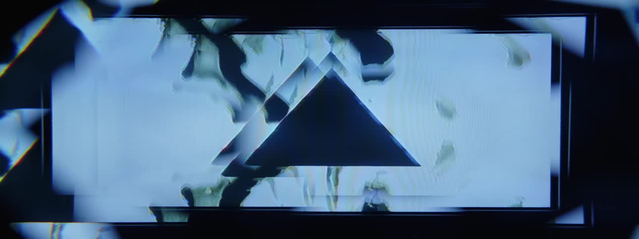 The waves flow over the triangle