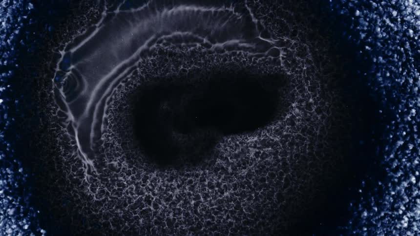 Liquid and dense texture in abstract movement
