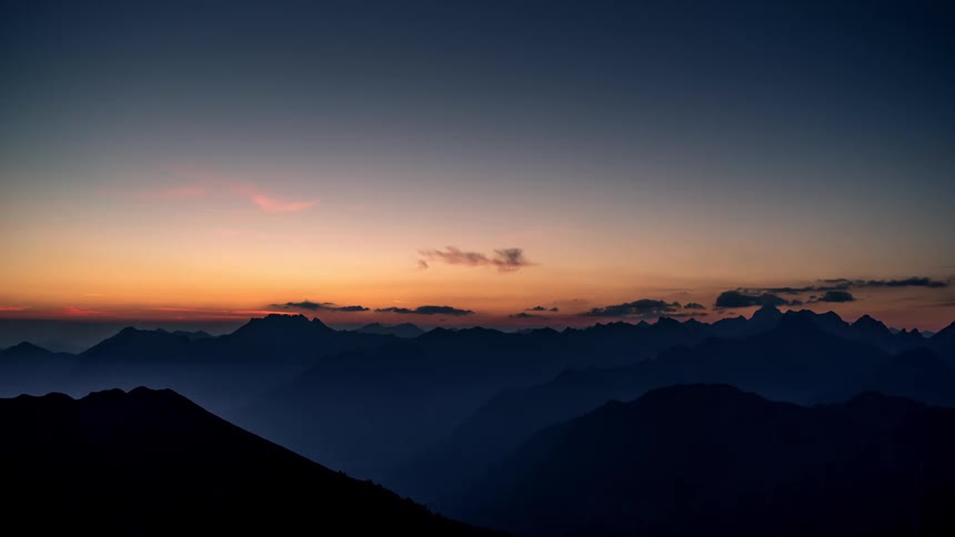 Landscape of the day dawning over mountains