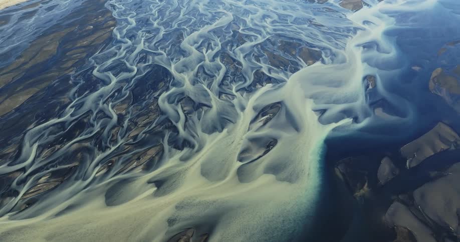 giant glacial river