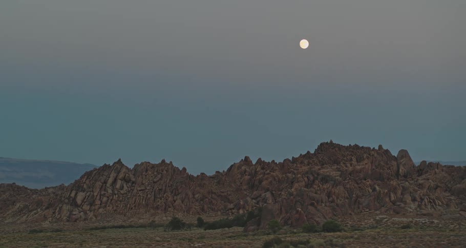 Small mountains are in the canyon