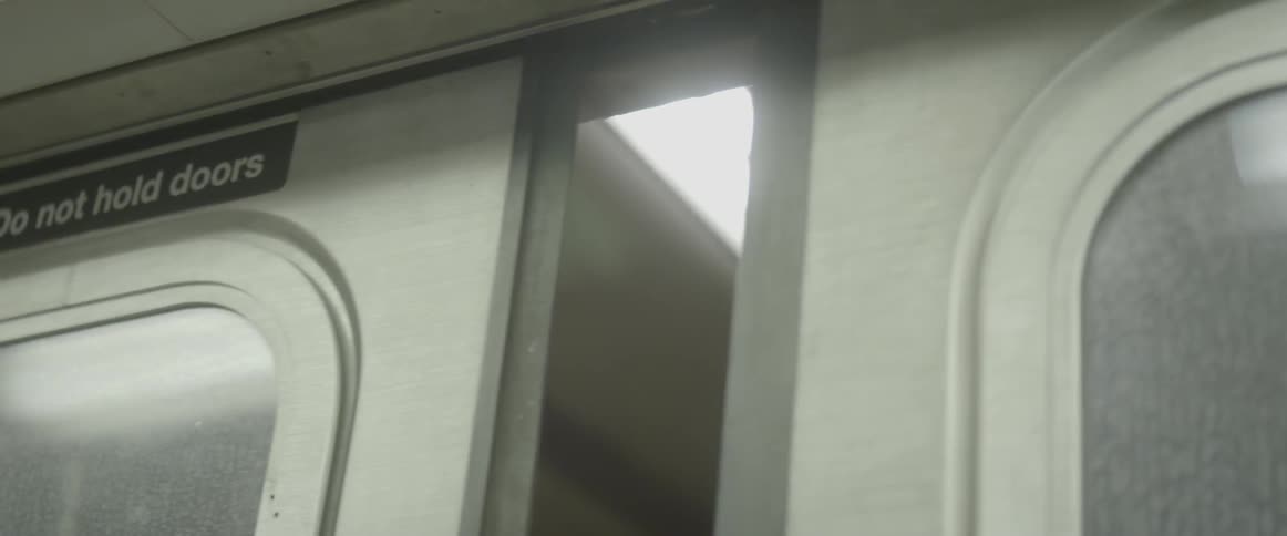 Subway doors closing