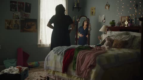 Roya Alidjani featured clip