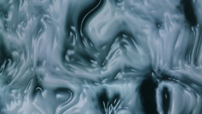 Whitish and dense texture in movement