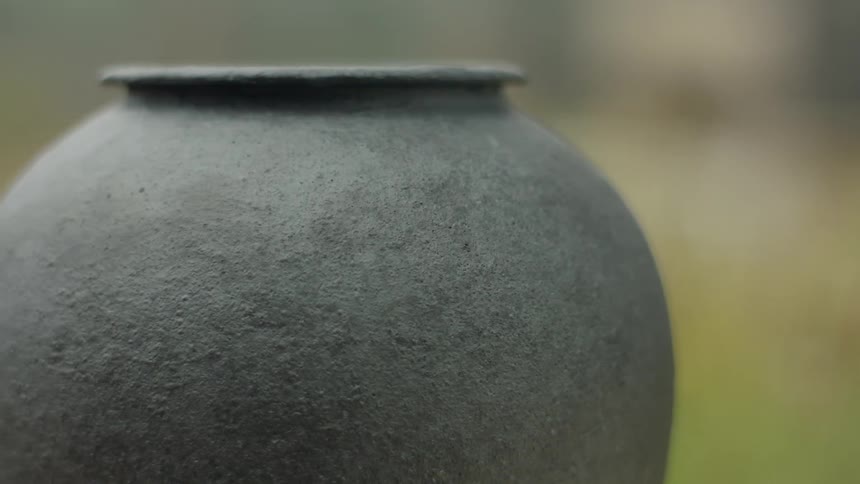 A round grey pot