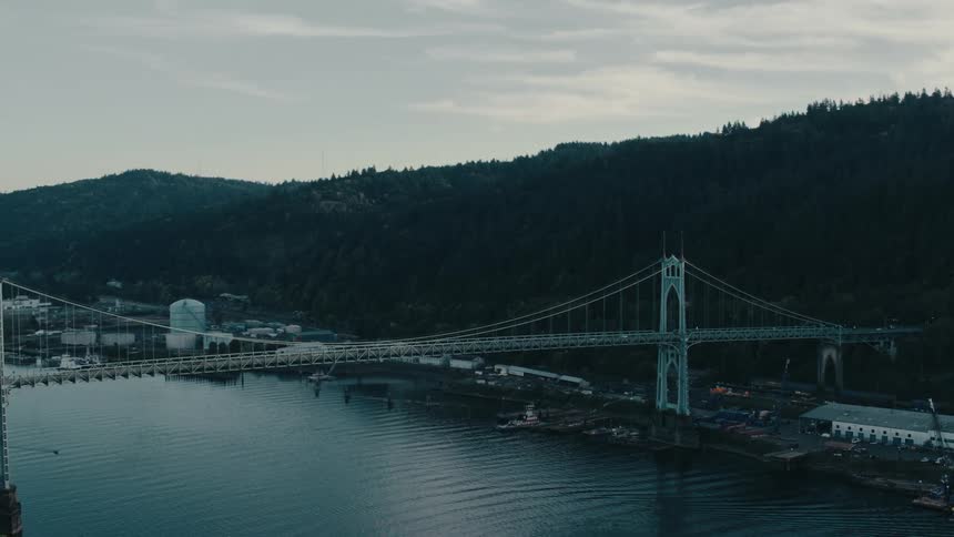 The iconic st johns bridge spans the willamette river in portland oregon