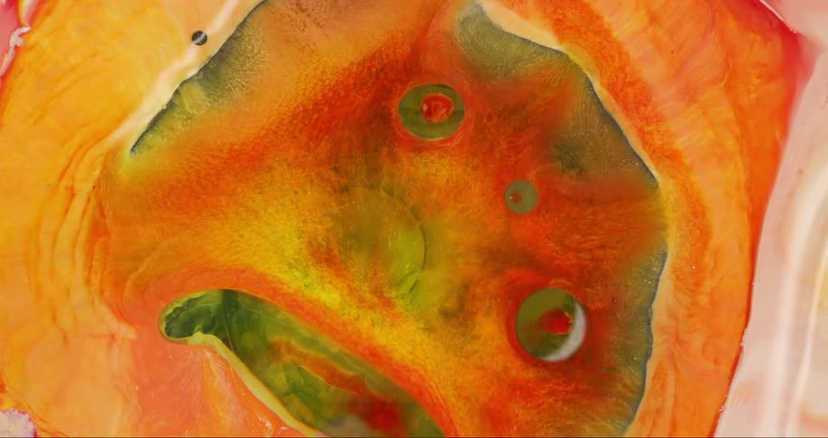 A colorful pattern slowly shifts outward