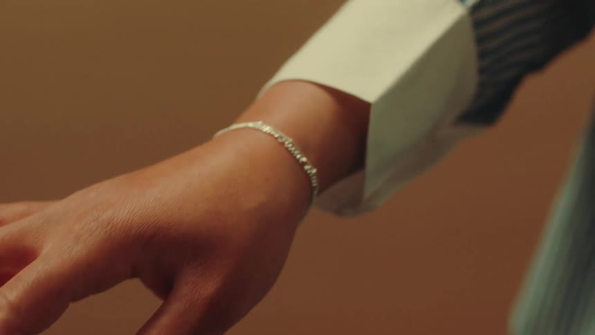 A close up clip of a persons hand