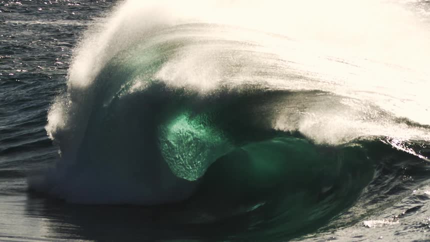 A crashing wave