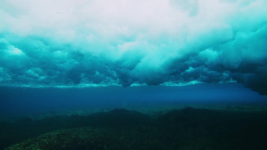 Crashing waves puts shade on the sea floor