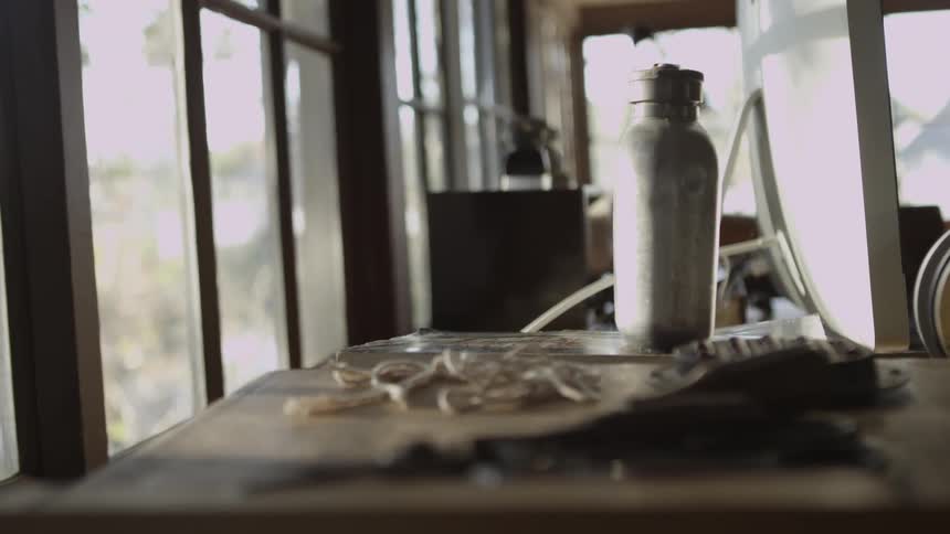 Stuff sitting on a countertop