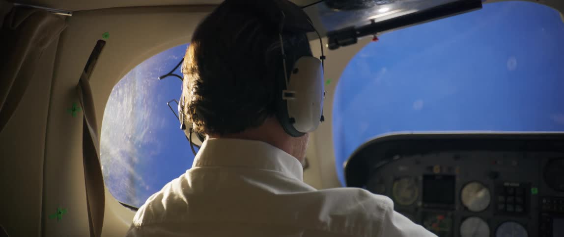 The pilot is experience turbulence while flying