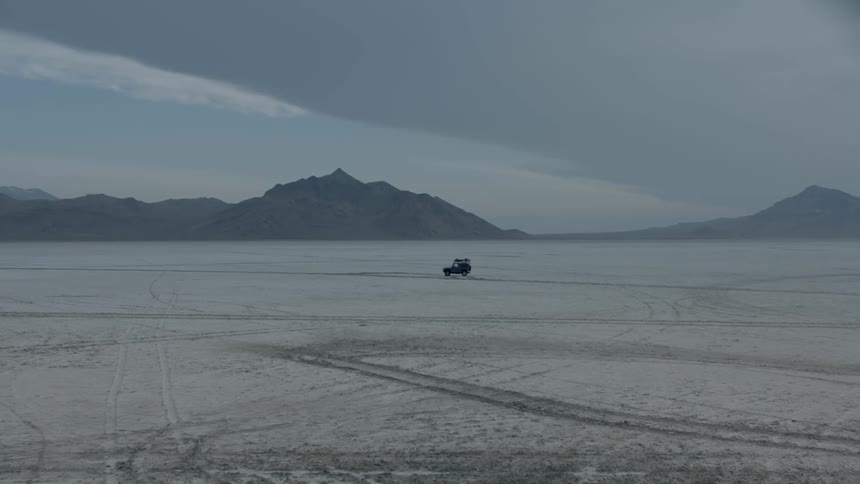 Vehicle crosses the desert