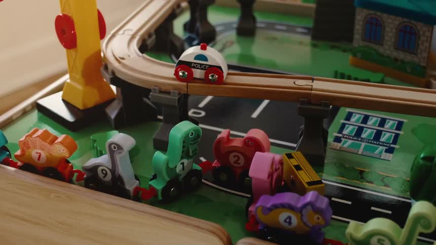 A childs play set